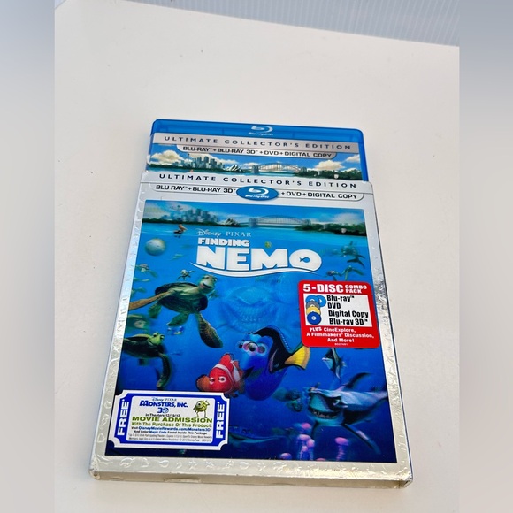 Finding Nemo 3D Blu-ray DVD 5-Disc Set Ultimate Edition Lenticular Slipcover - Picture 1 of 12